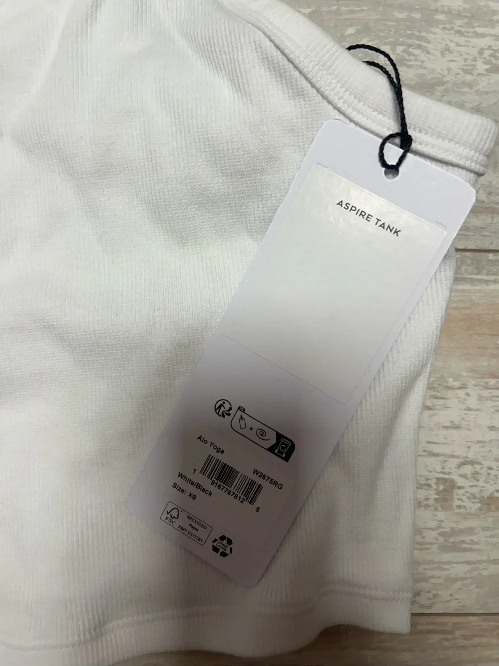 ALO Yoga Women's NWT Aspire Tank Size XS